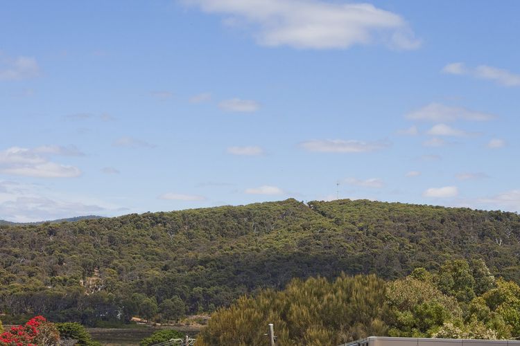 Sirocco – Recently renovated, Roof Top Deck And Pet Friendly in Aireys Inlet