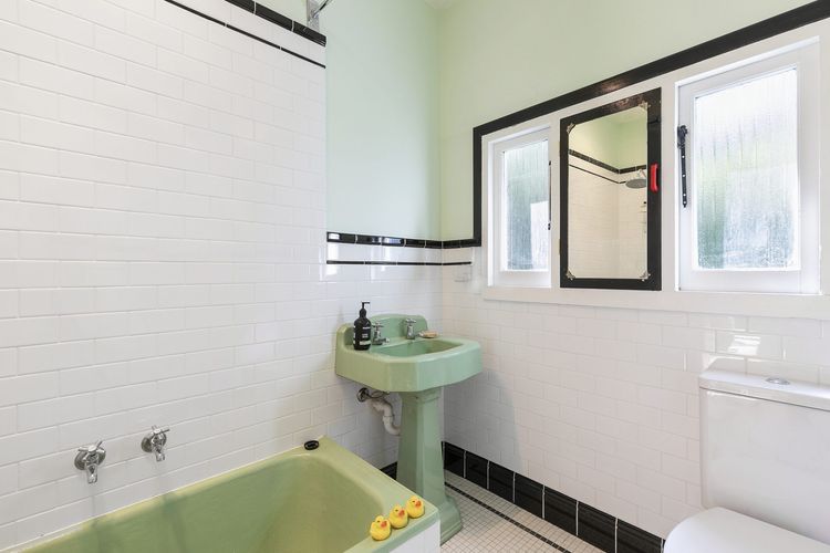 South Moffat – Spectacular Views, Modern Styling, WiFi And More