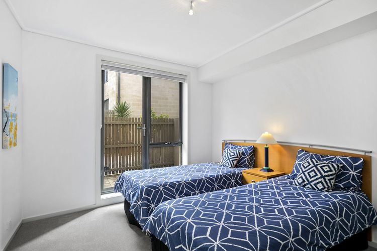 Apartment 11 Pacific Apartments