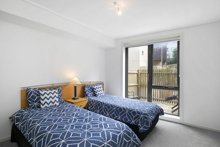 Apartment 11 Pacific Apartments