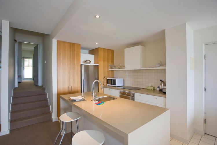 Apartment 15 Kalimna