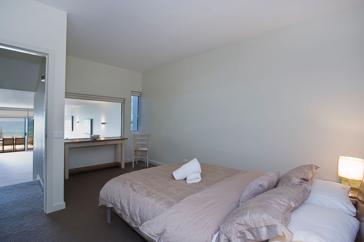 Apartment 15 Kalimna