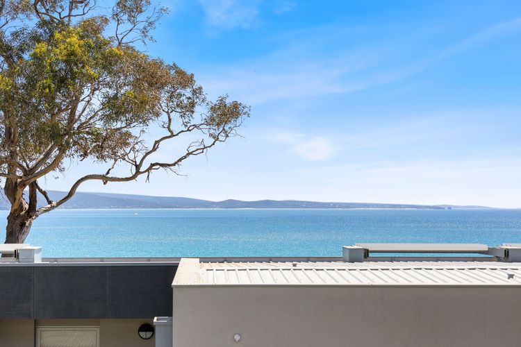 Apartment 18 Kalimna