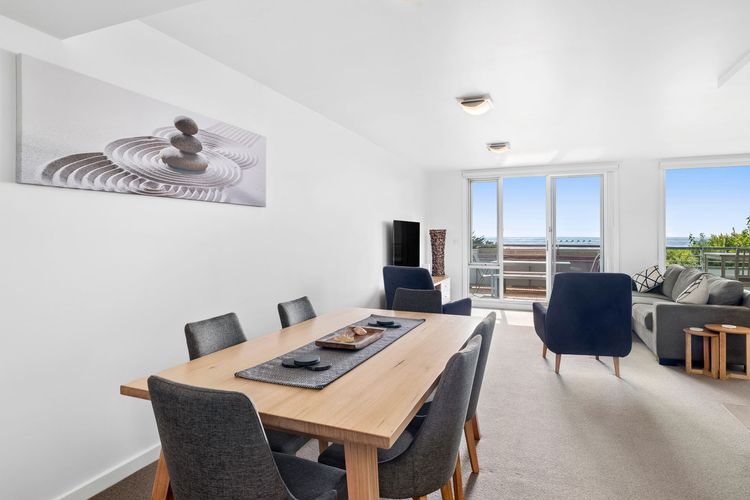 Point Grey Apartment 7