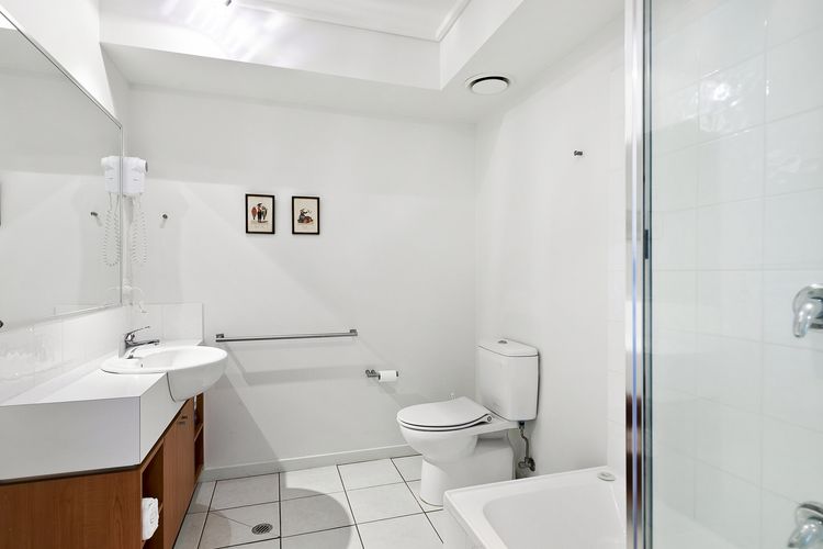 Apartment 26 Pacific Apartments