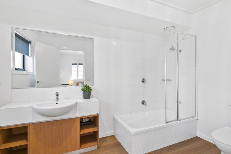 Apartment 28 Pacific Apartments