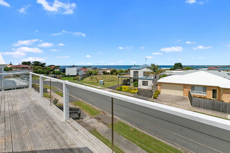 Seaview Apollo Escape