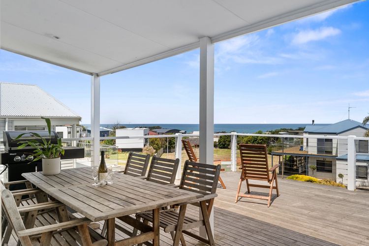 Seaview Apollo Escape