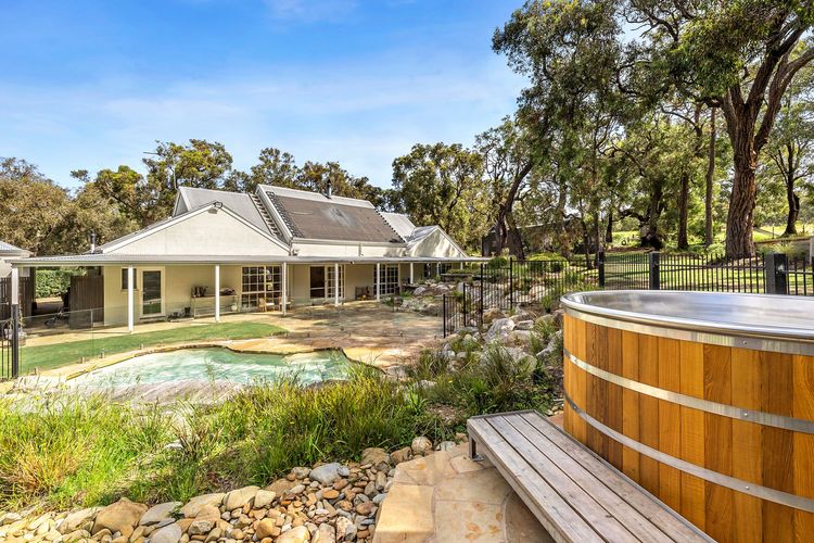 38a Bells Boulevard