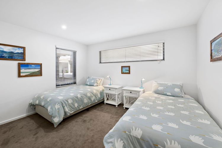 Bedroom 3 - 2 Single beds