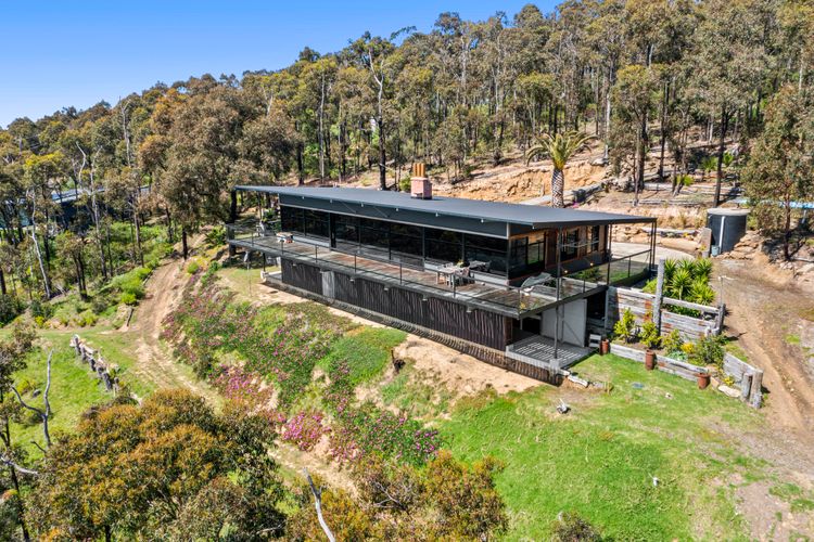 A nature lovers, birdwatchers and bushwalkers paradise