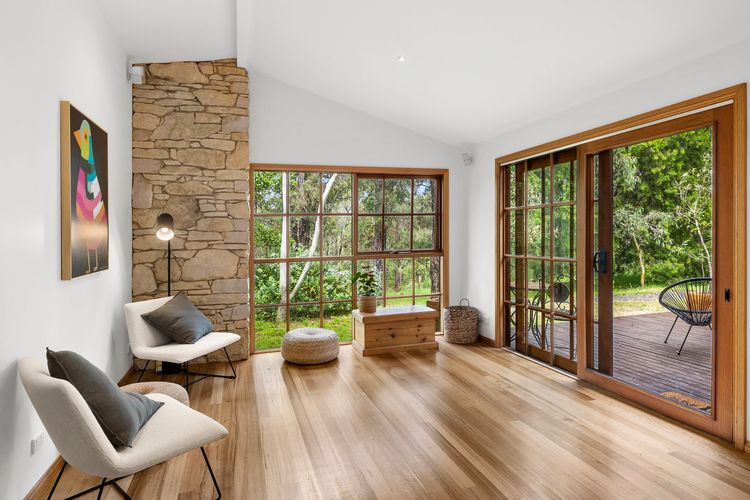 The house has many spaces for lounging and unwinding, so everyone can have their own space to rest or bond.