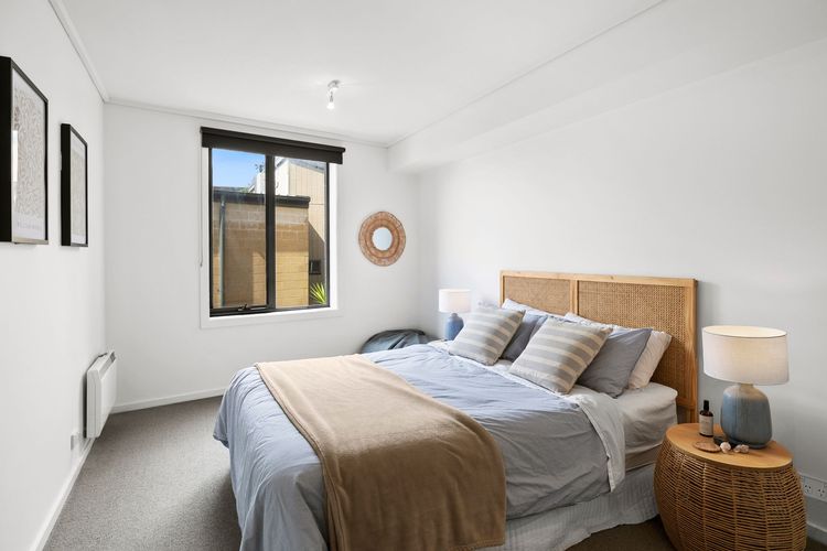 Apartment 30 Pacific Apartments