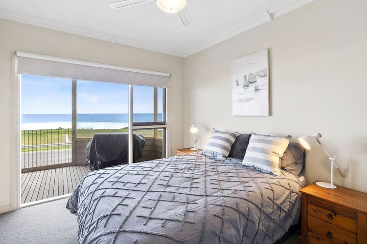 Bedroom 1- Queen bed, balcony and ensuite