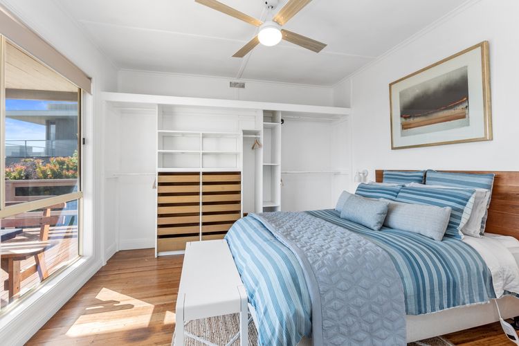Bedroom 1 (Master): Queen bed and a built-in robe