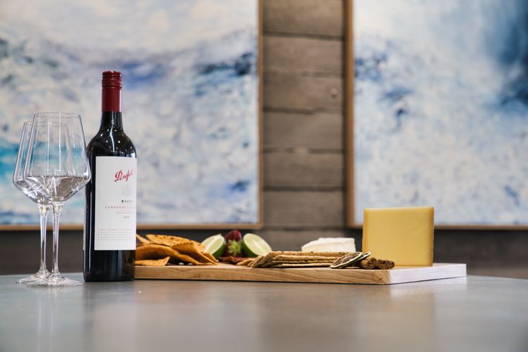 Unique Kitchen for Entertaining