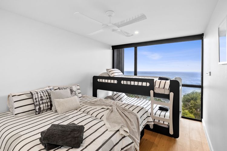 Bedroom with sea view
