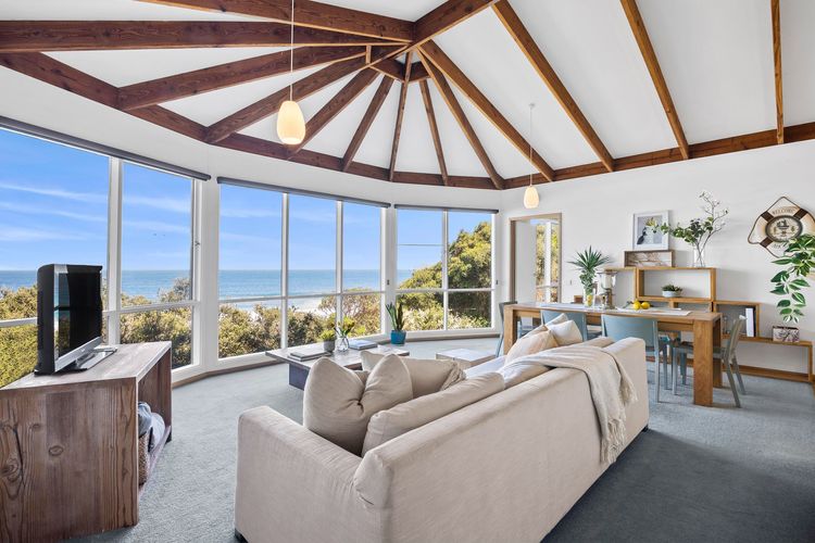 Pelican Views – Fairhaven