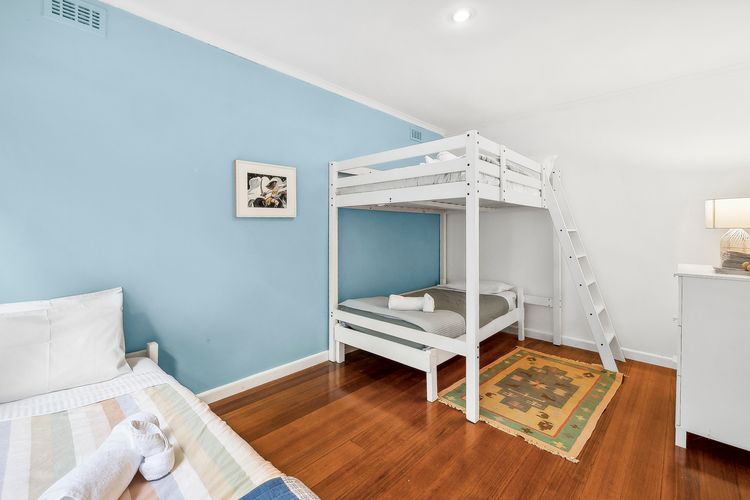 Bedroom - 1 Single, 1 Single over Double