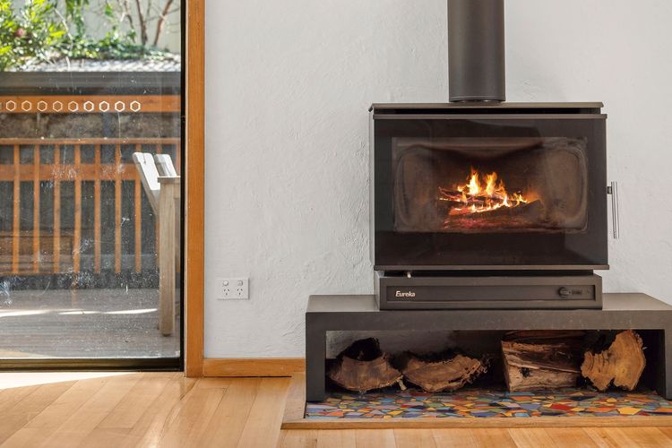 Fireplace stove
