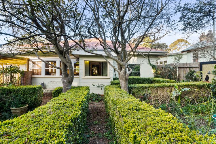 Secret Garden Cottage