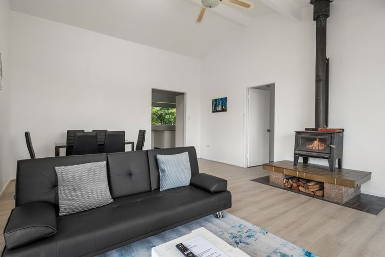 Narrow Neck Hideaway & Studio