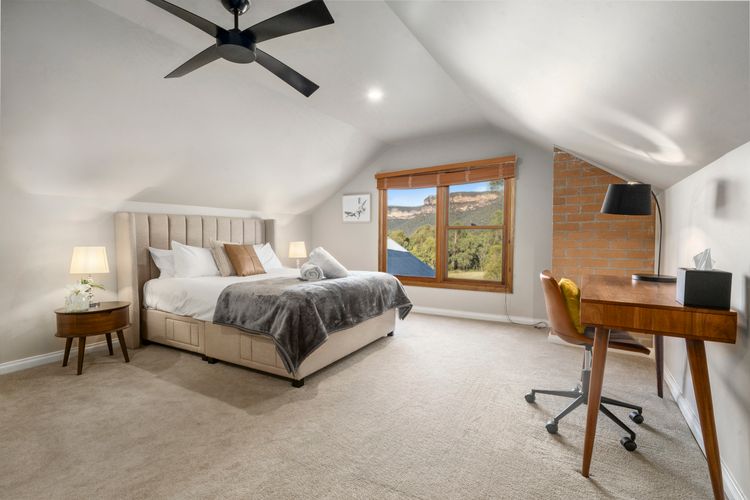 Pinnacle Lodge