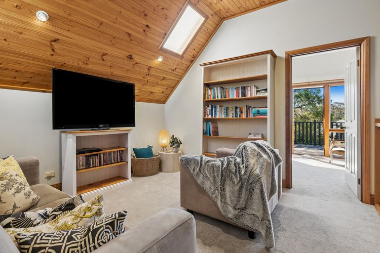 Mountain Days Chalet | Relax and Unwind