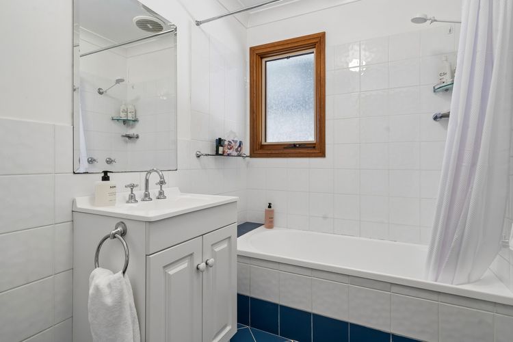 Mountain Days Chalet | Relax and Unwind