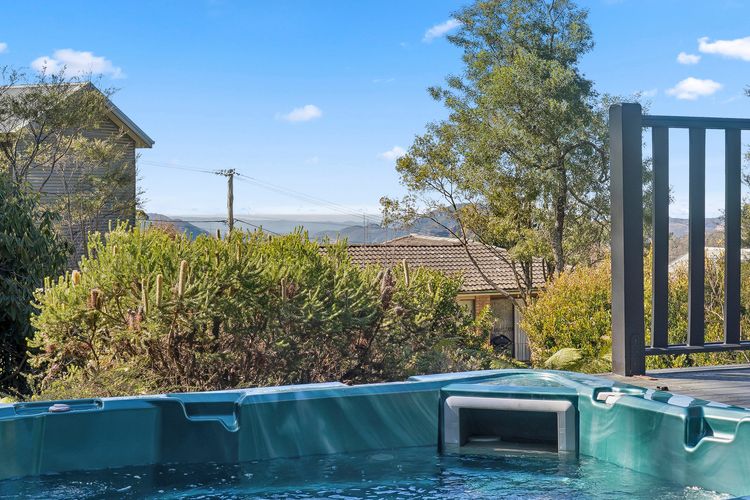 Mountain Days Chalet | Relax and Unwind