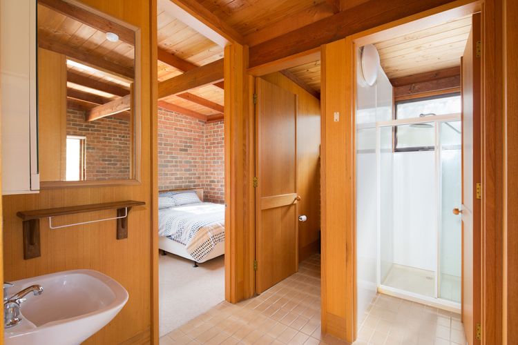 Shearwater Beach House in Silverleaves