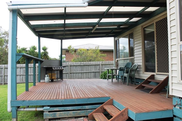 Family Holiday House with Open Plan Living