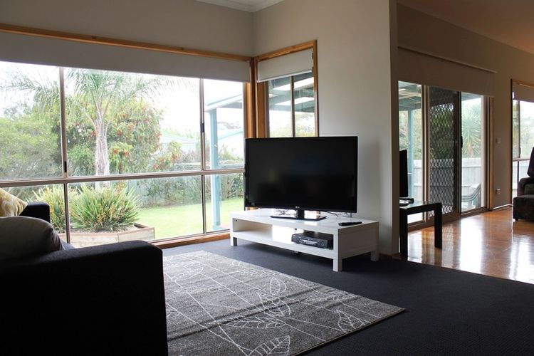 Family Holiday House with Open Plan Living