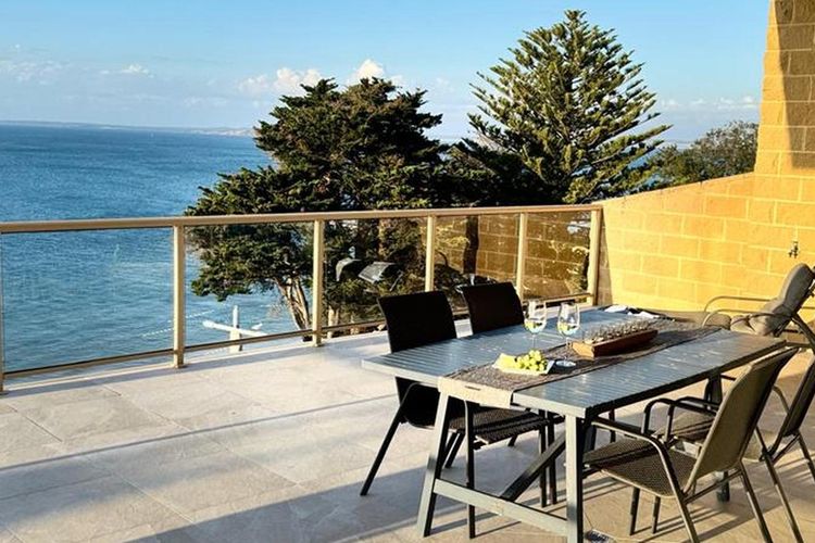 Phillip Island Escape on the Esplanade