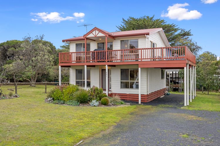 Smiths Beach Escape