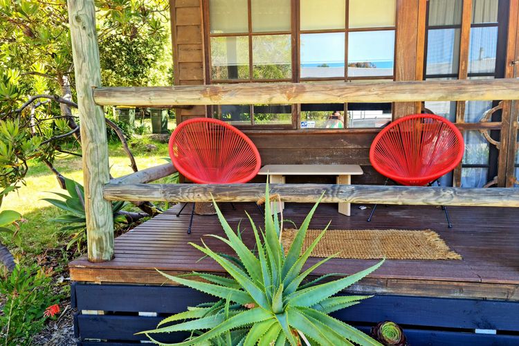 Lyall Street Beach Cabin