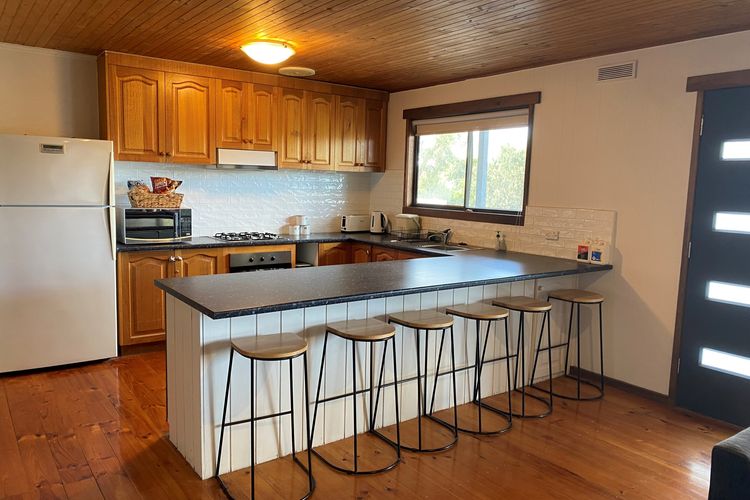 Settled In – Cozy Retreat with Deck