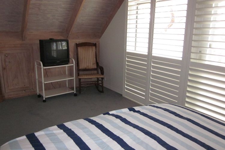 Silverleaves Sunny Haven