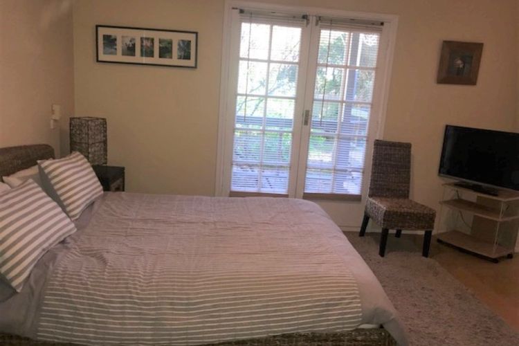 Grossard Point Retreat