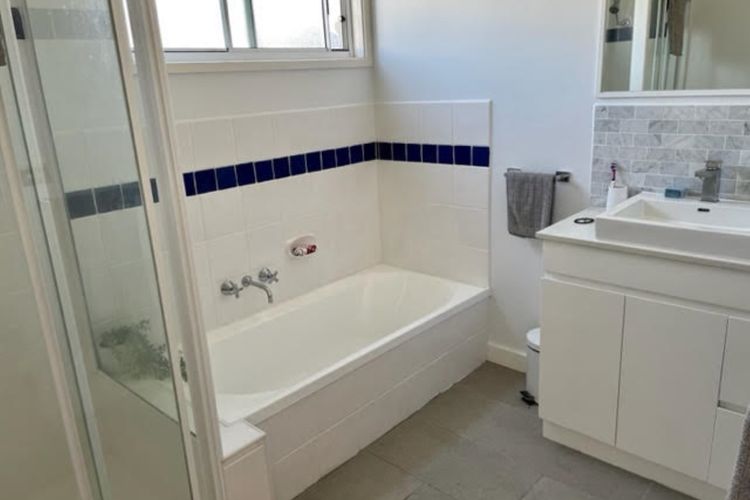 Sinclair Surfside Stay