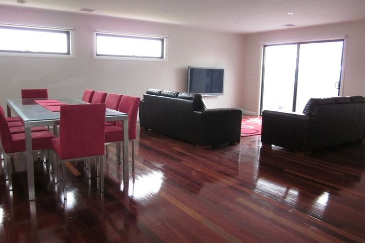 Grandview Beach Retreat in Central Cowes