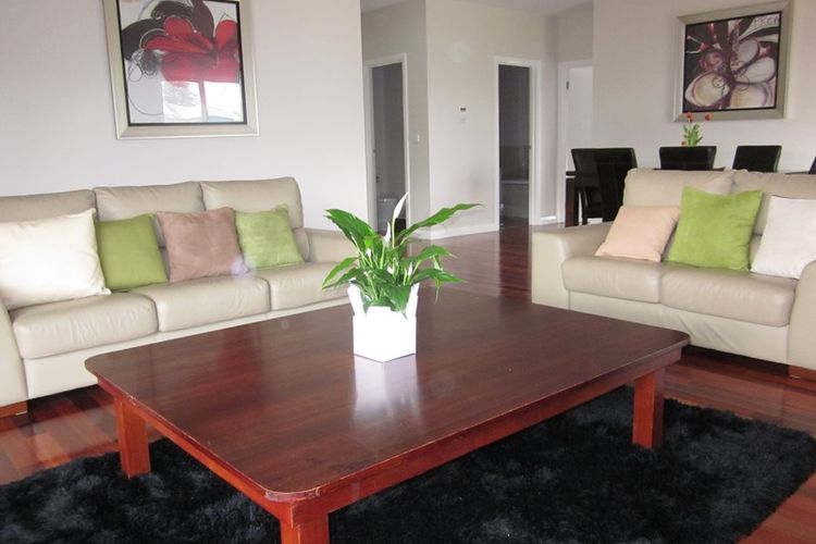 Grandview Beach Retreat in Central Cowes