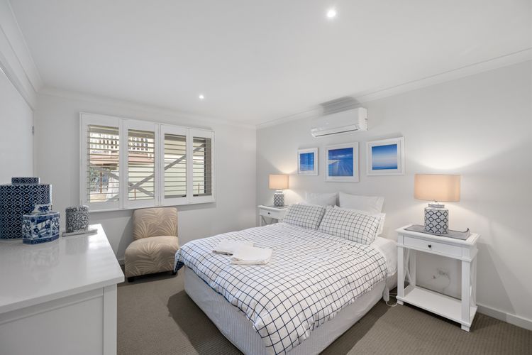 The Hamptons – Silverleaves