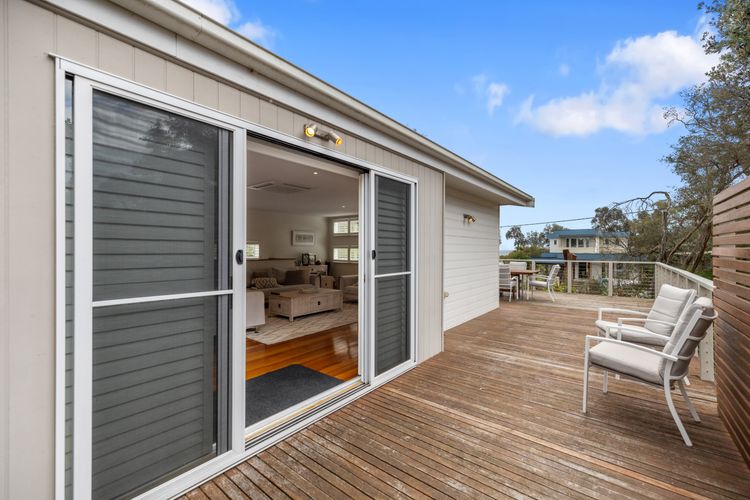 The Hamptons – Silverleaves