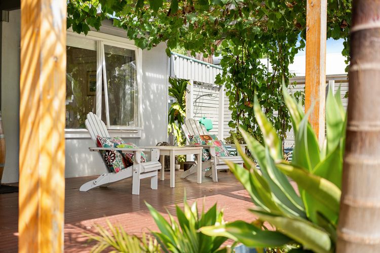 Pet Friendly Island Garden Retreat in Cowes