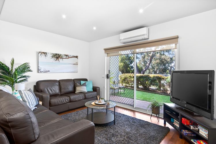 Island Vibes Retreat on the Cowes Esplanade