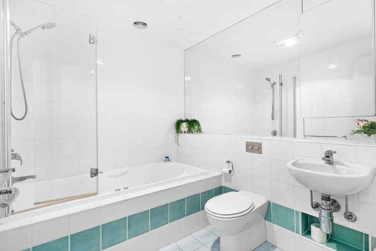 Island Vibes Retreat on the Cowes Esplanade