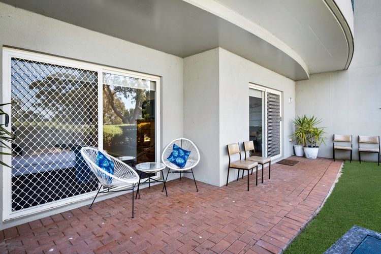 Island Vibes Retreat on the Cowes Esplanade