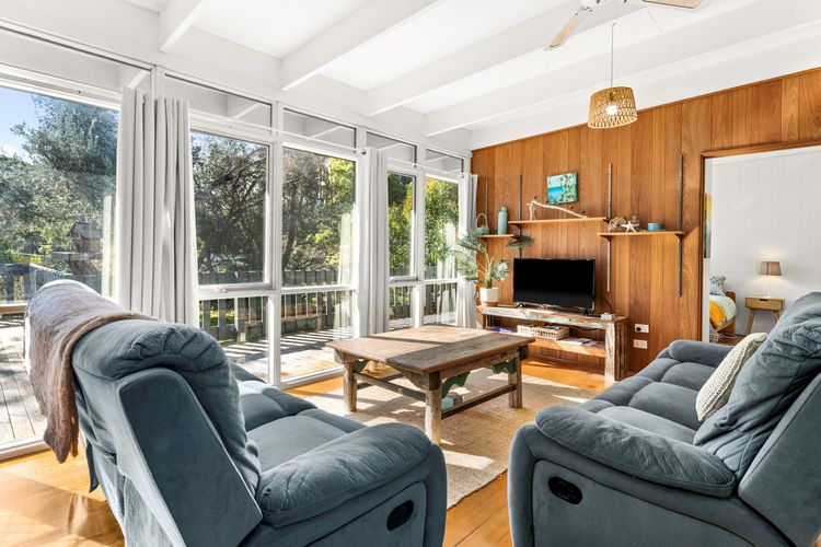 Seabreeze at the Beach in Silverleaves