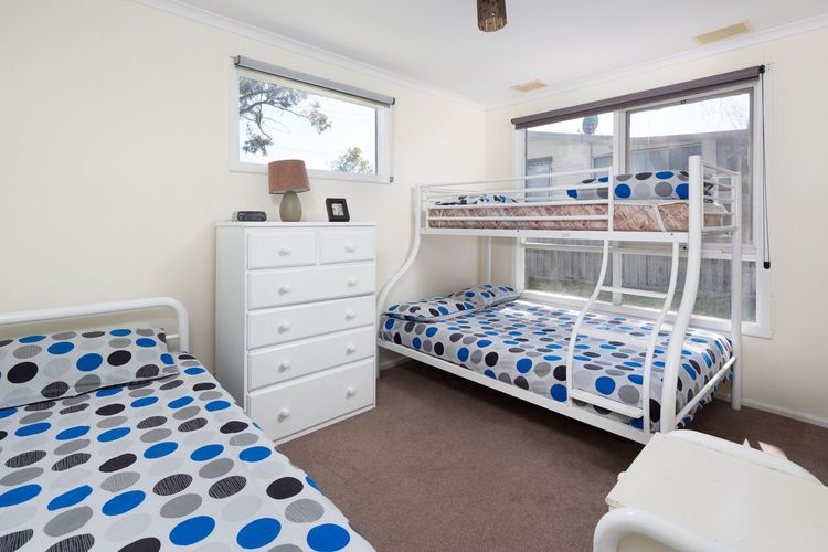 Cowes Coastal Retro Cottage